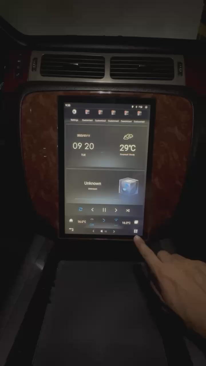 Car radio 